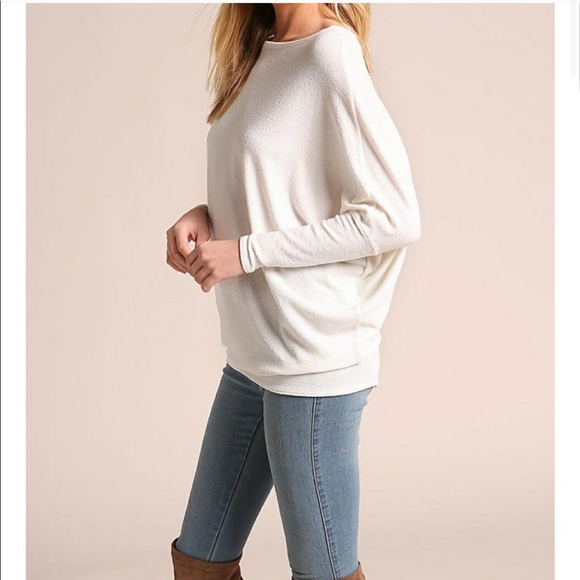 ♦️ LAST Ivory Textured Knit Dolman Blouse - Picture 1 of 5